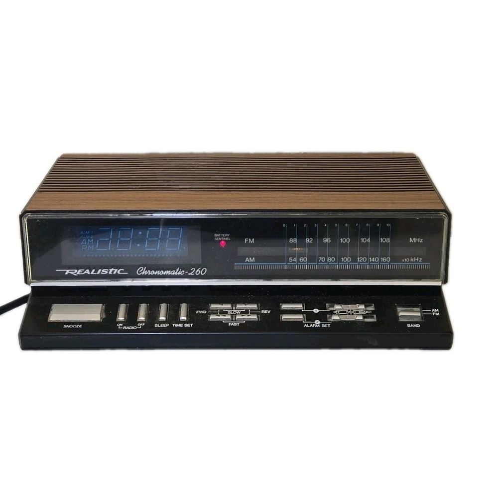VTG Realistic Chronomatic 260 Clock Radio Blue Digital Alarm 12-1567 Woodgrain